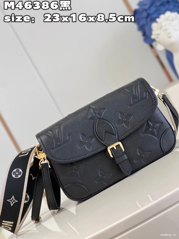 WIS VUITTON LOUIS Nano Diane 0804